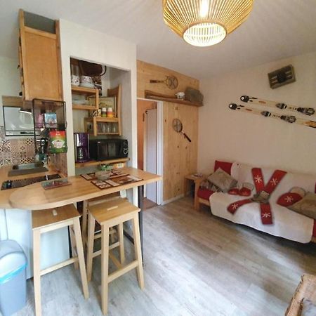 T2 Centre Avec Jardinet Apartamento Bagnères-de-Luchon Exterior foto