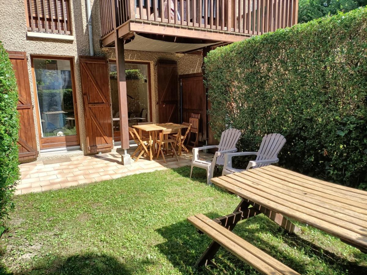 T2 Centre Avec Jardinet Apartamento Bagnères-de-Luchon Exterior foto